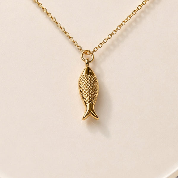 Marina Gold Fish Necklace – Minimal Ocean Charm