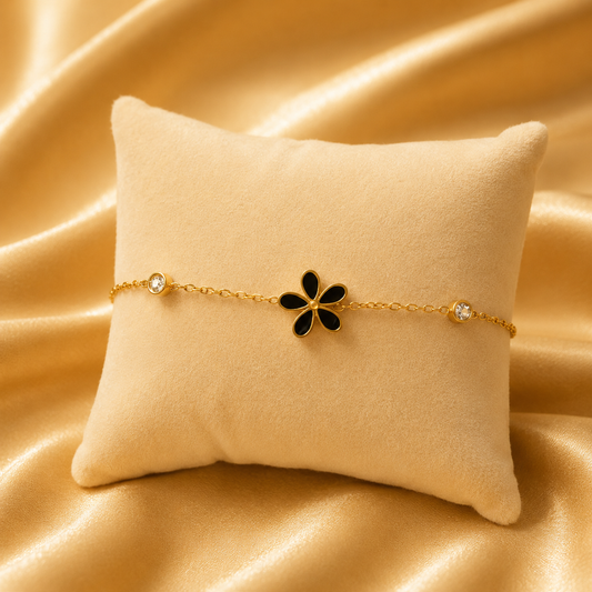Dainty Flower Gold Bracelet – Minimal Charm (Waterproof & Tarnish-Free)