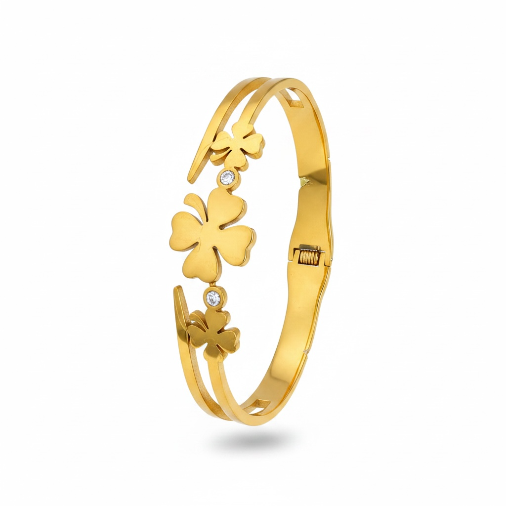 Lucky Clover Bangle