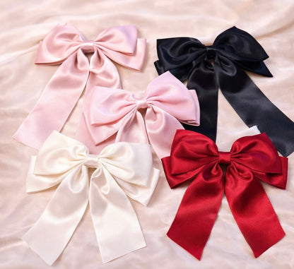 The Elegant Bow Edit