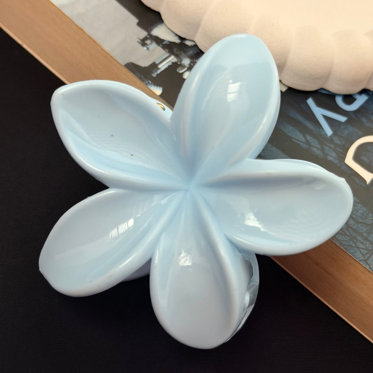 Petal Cloud Claw Clip 🌸  | Elegant Hair Accessories Australia