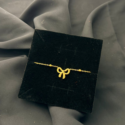 The Elegant Bow Edit